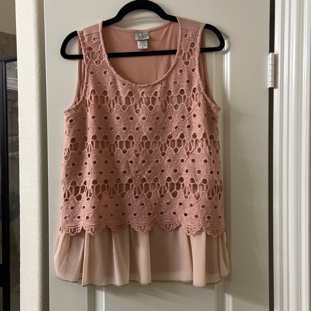Anthropologie crochet tank size M